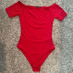 Nasty Gal Off The Shoulder Bodysuit - Red - SIZE US 6